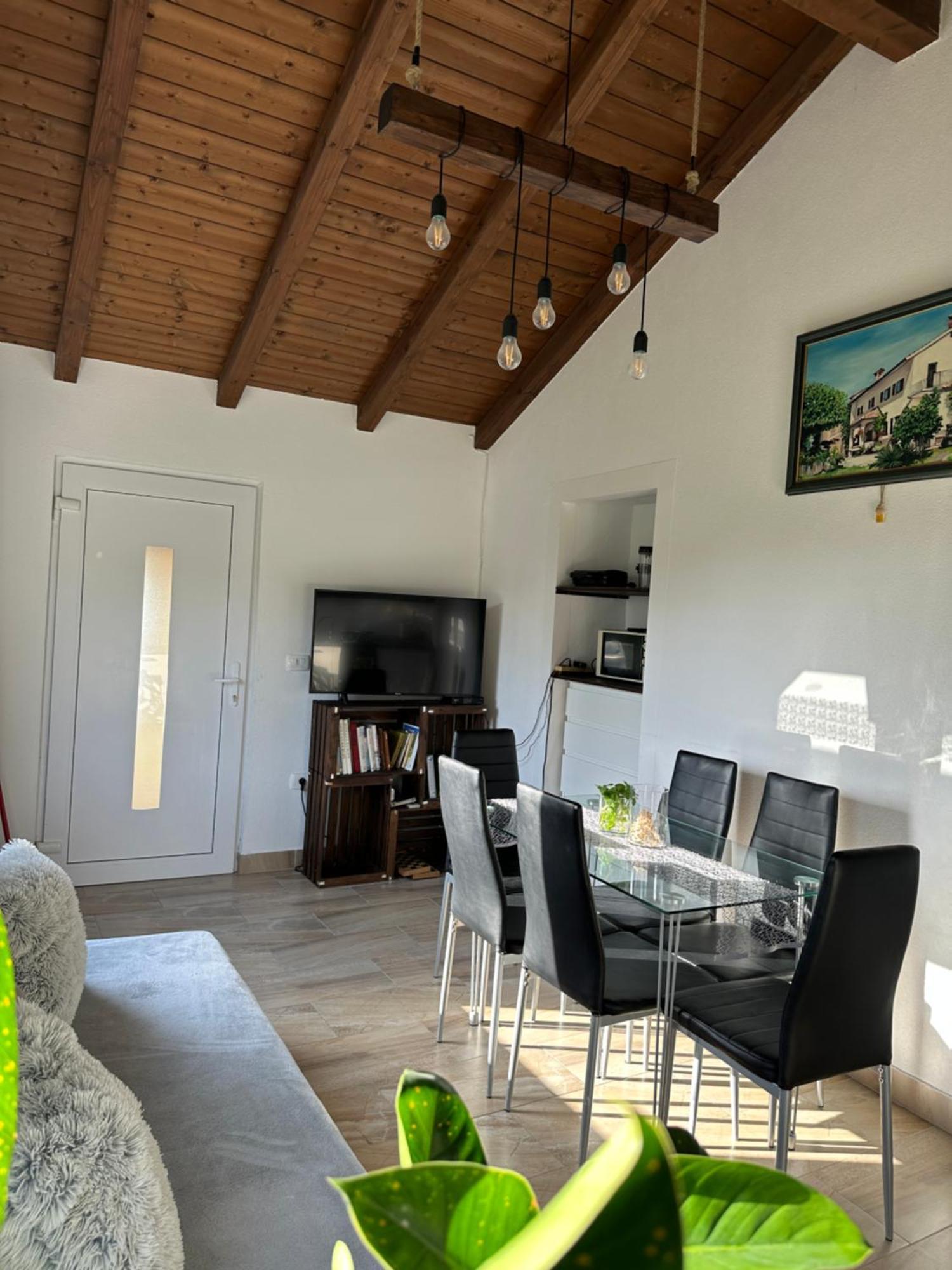 Quiet Countryside Apartments Near The City And The Sea Koper Buitenkant foto